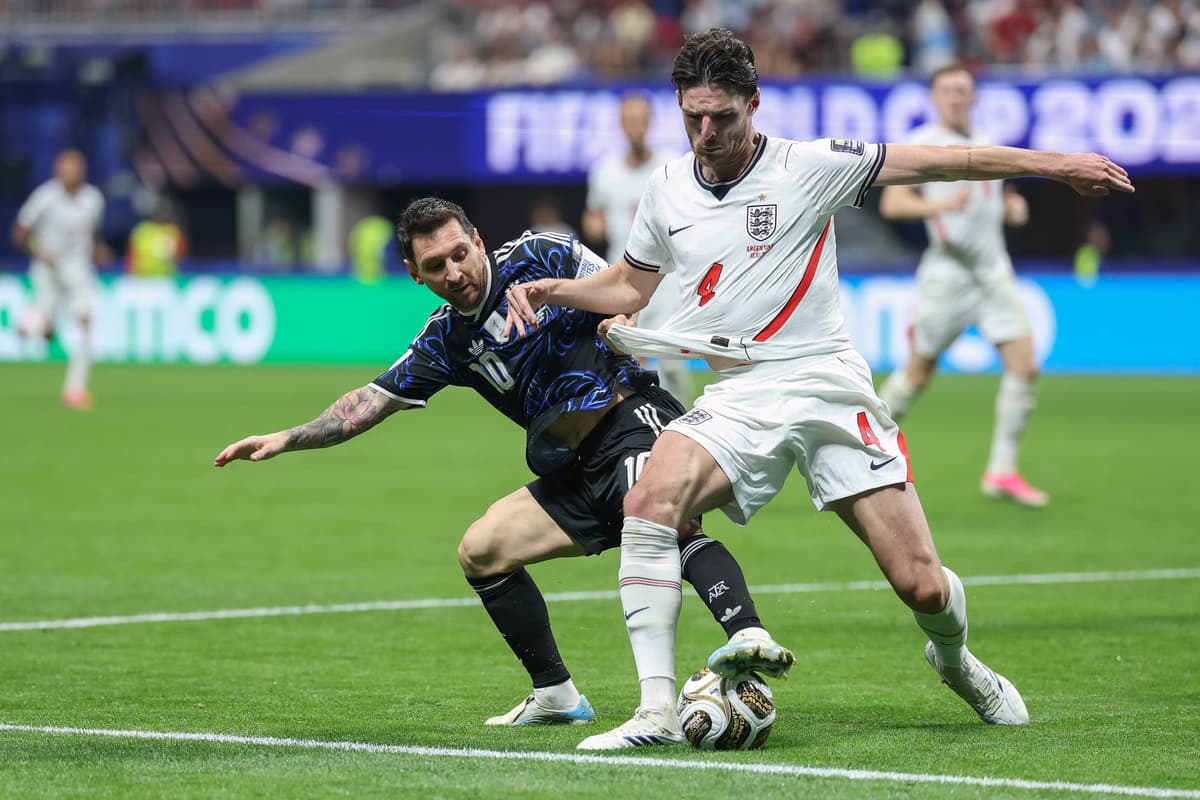 FIFA difunde cámara corporal del árbitro en el Argentina vs Inglaterra por el Mundial 2026