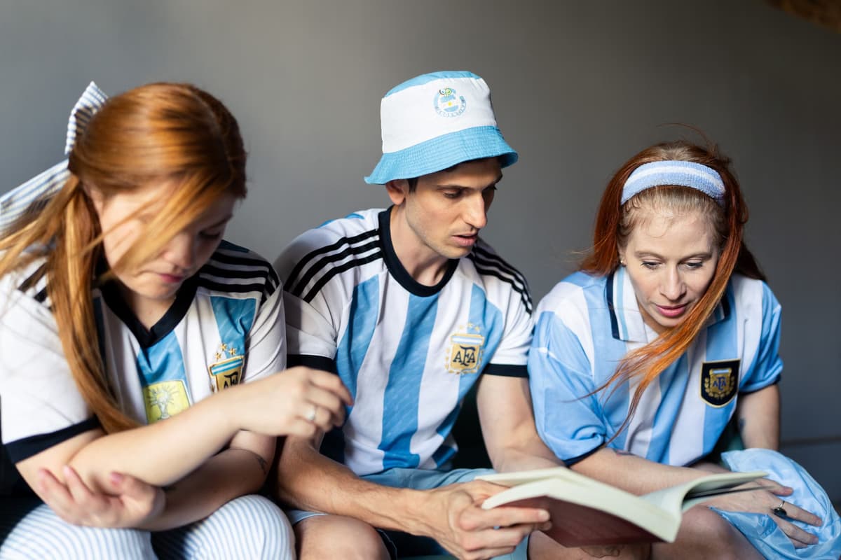 FIL Lima 2026: guía de libros de fútbol con Alianza Lima, Universitario y Lolo Fernández
