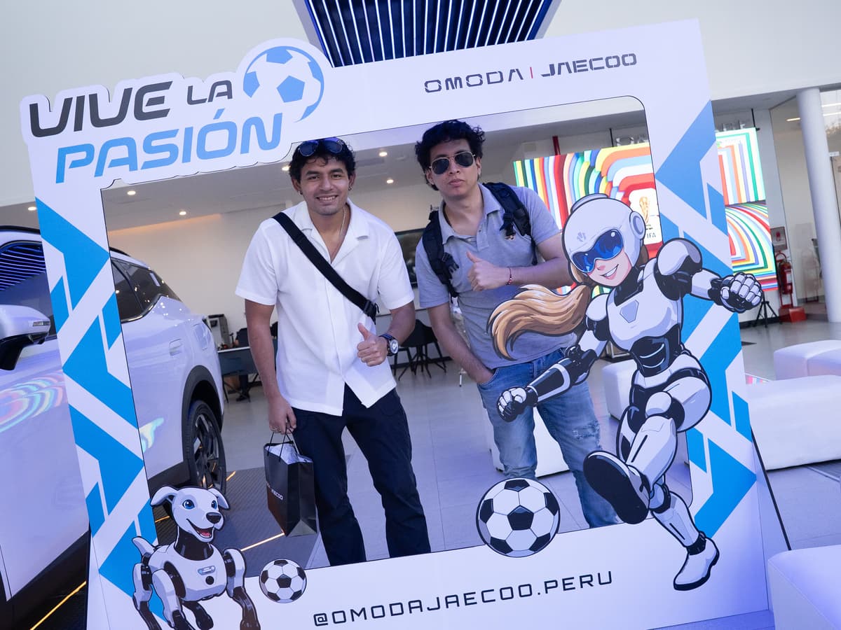 Omoda & Jaecoo convierte sus tiendas en espacios de entretenimiento durante el Mundial