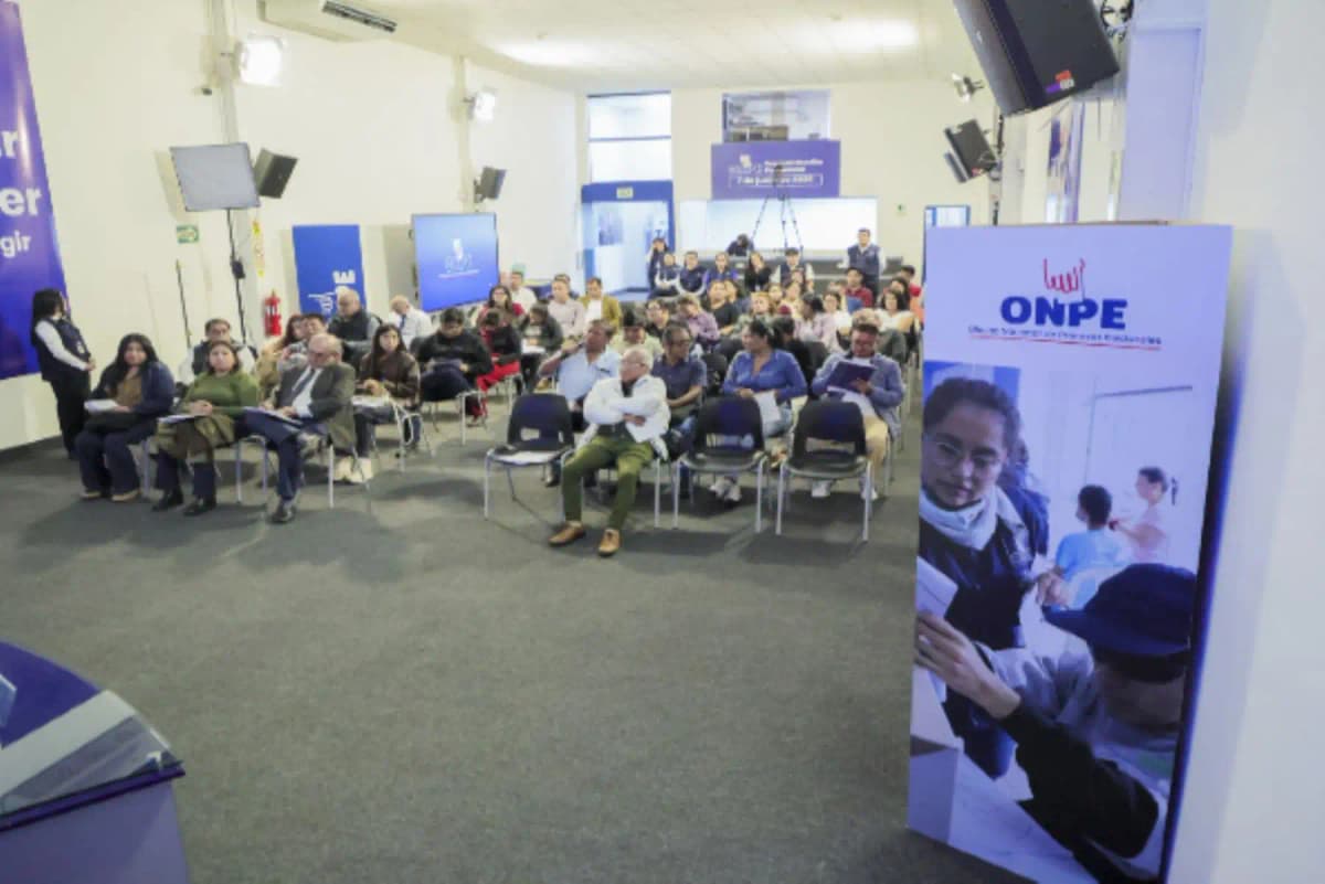 ONPE capacitará a candidatos para reportar gastos de campaña en cinco ciudades