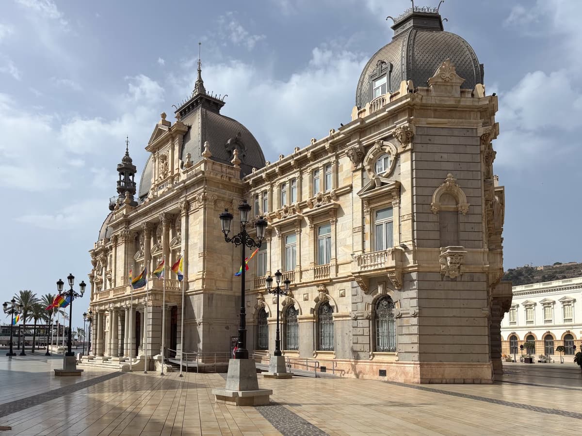 Ceuta y Melilla: cinco siglos de historia española en África