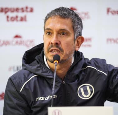 Velazco denuncia incidentes durante el clásico