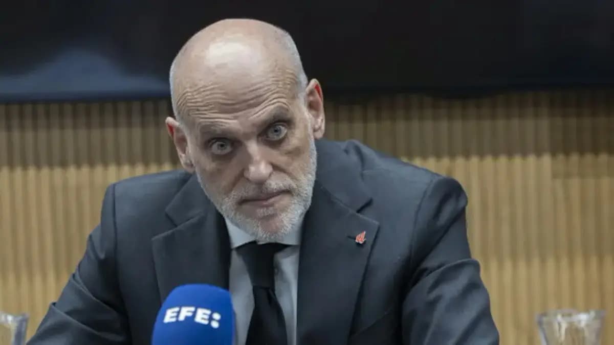 Tebas revive el 'caso Manchester City' y defiende el control económico