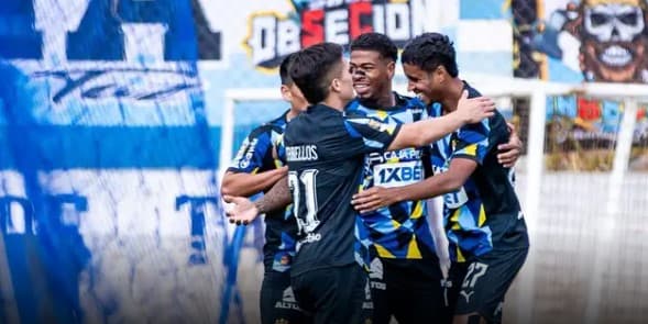 CRISTAL GOLPEA EN TARMA Y TOMA VENTAJA