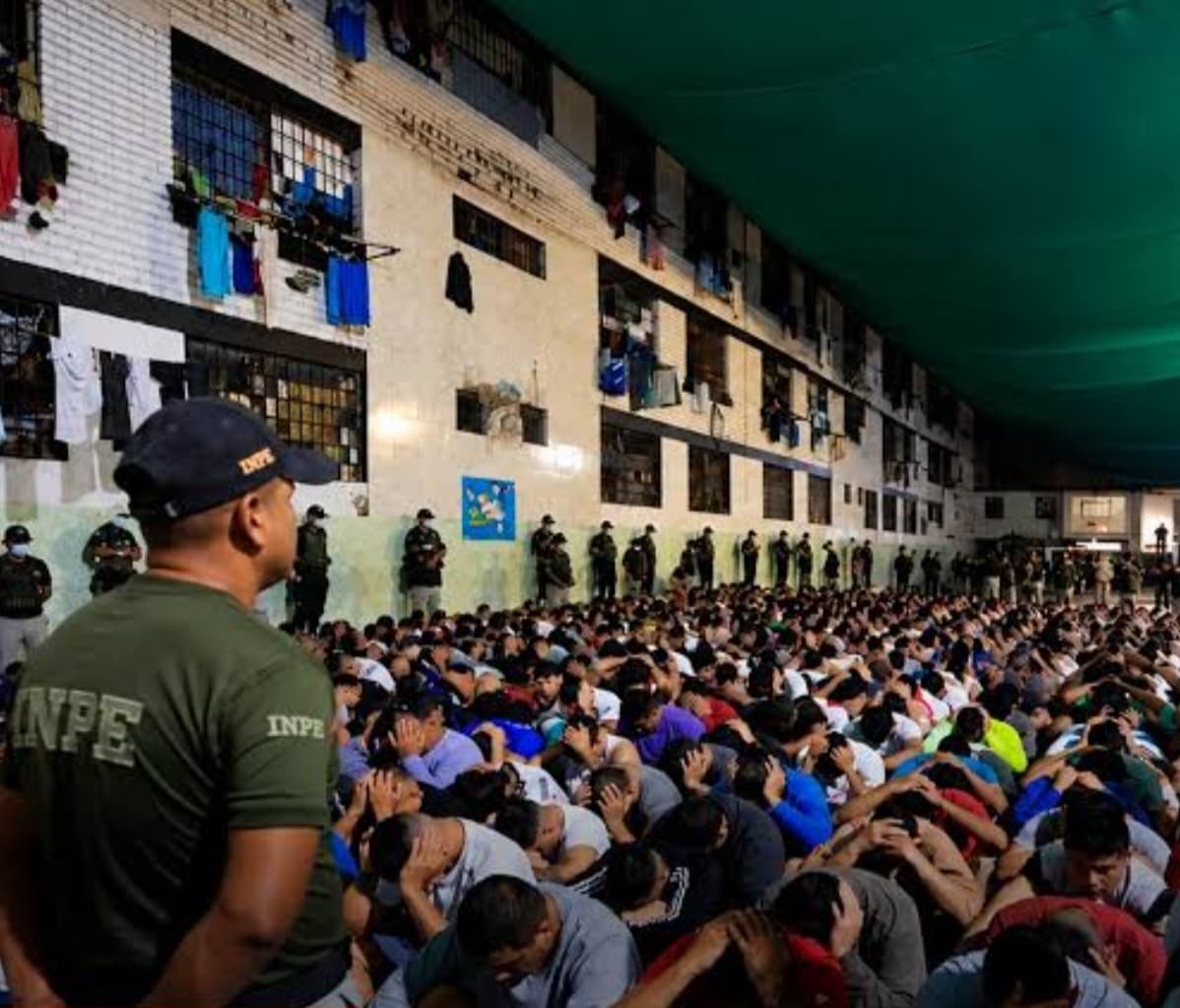 Gobierno evalúa trasladar presos de menor peligrosidad a instalaciones militares en desuso