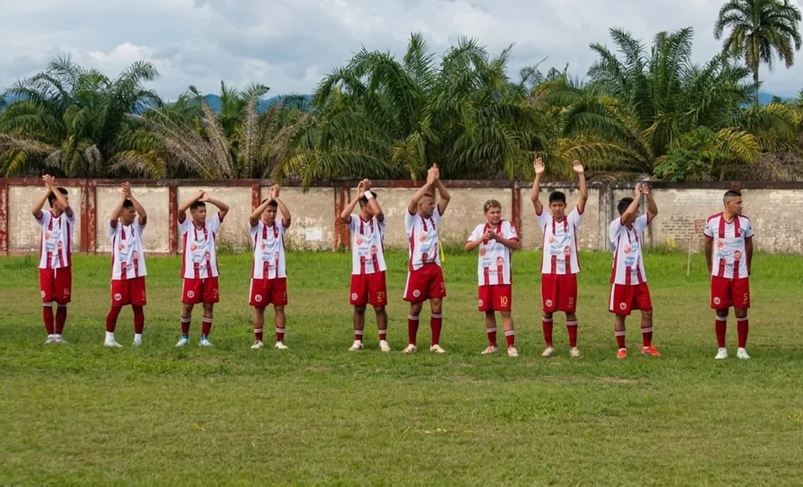 Constructores afina equipo con triunfo ante León