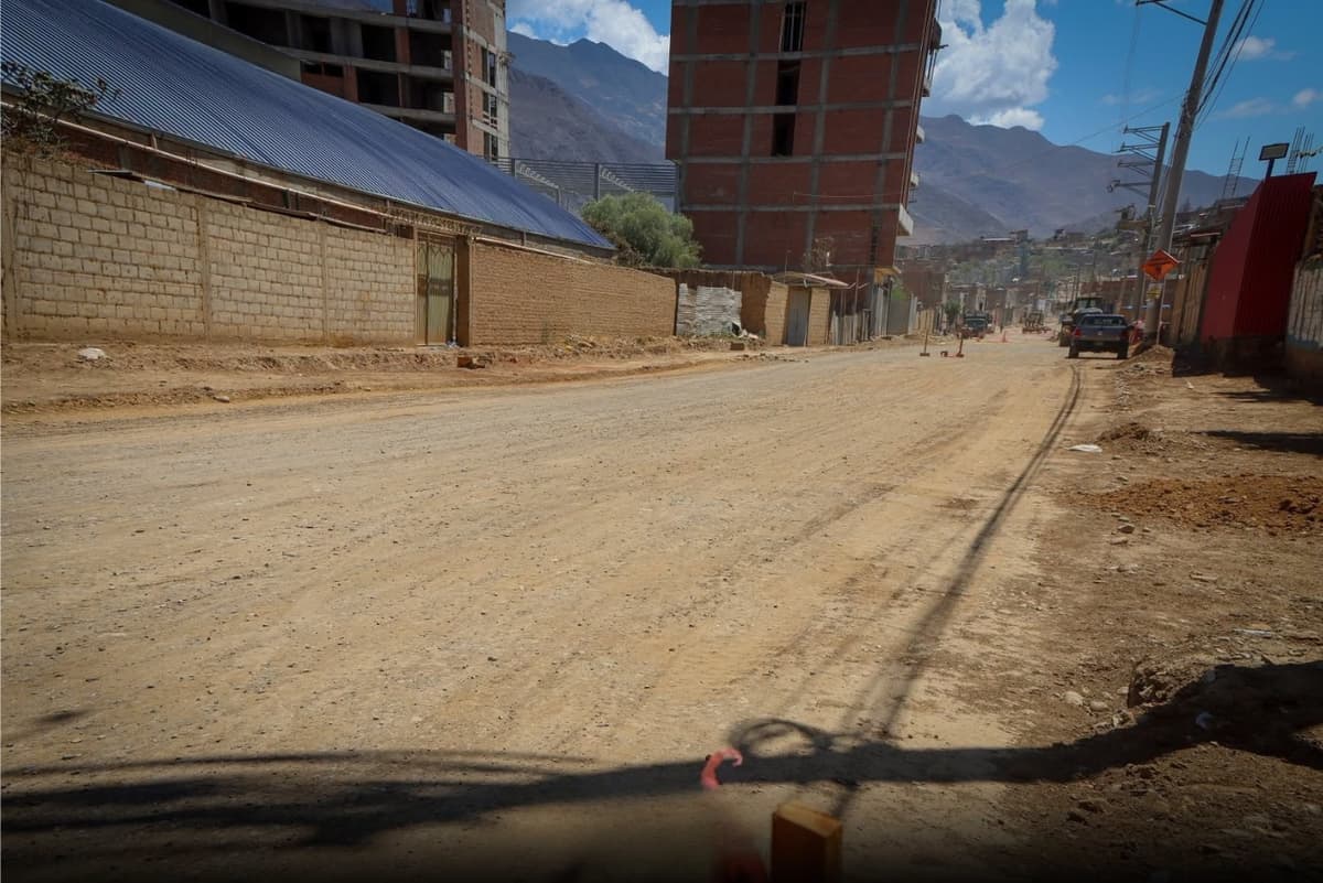 Colectora 2: Terreno «libre» de la licitación tiene dos predios que estrechan la vía