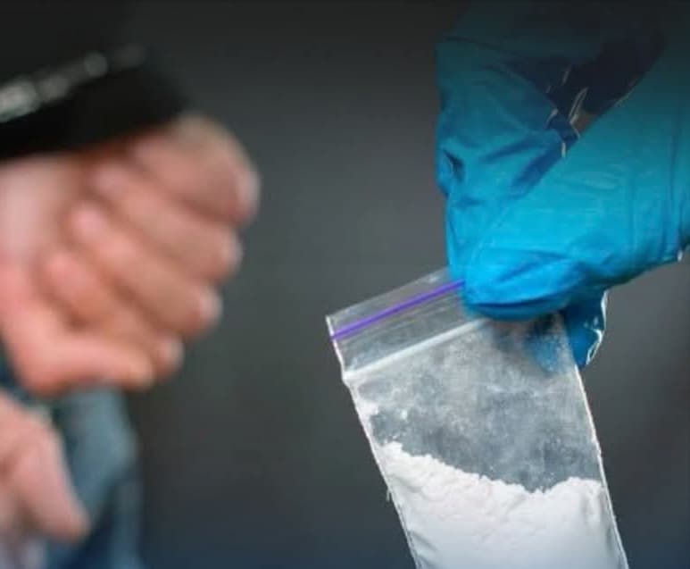 Condenan a pasajero a seis años y ocho meses por trasladar 17,5 kilos de cocaína