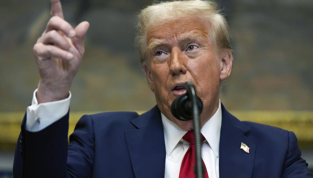 Grupos relacionados con Charles Koch y Leonard Leo financian la impugnación de los aranceles de Trump