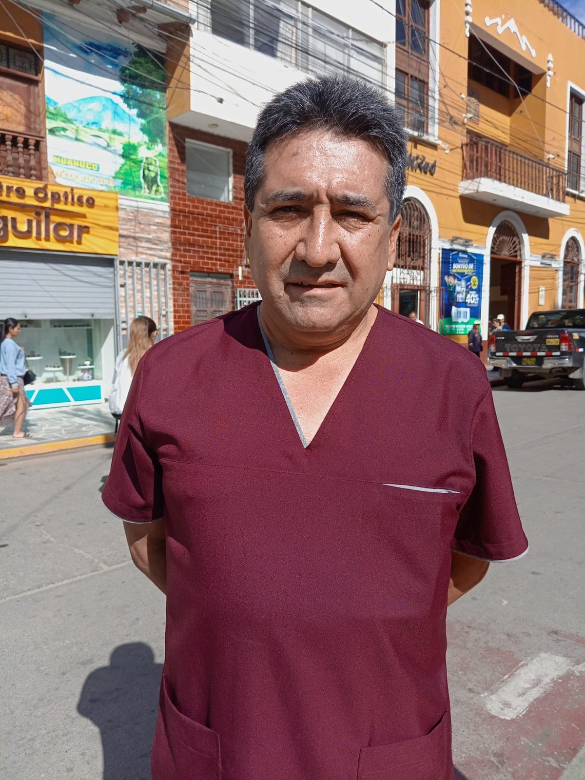 Decano de Obstetras alerta sobre desnutrición en gestantes y responde a conflicto institucional