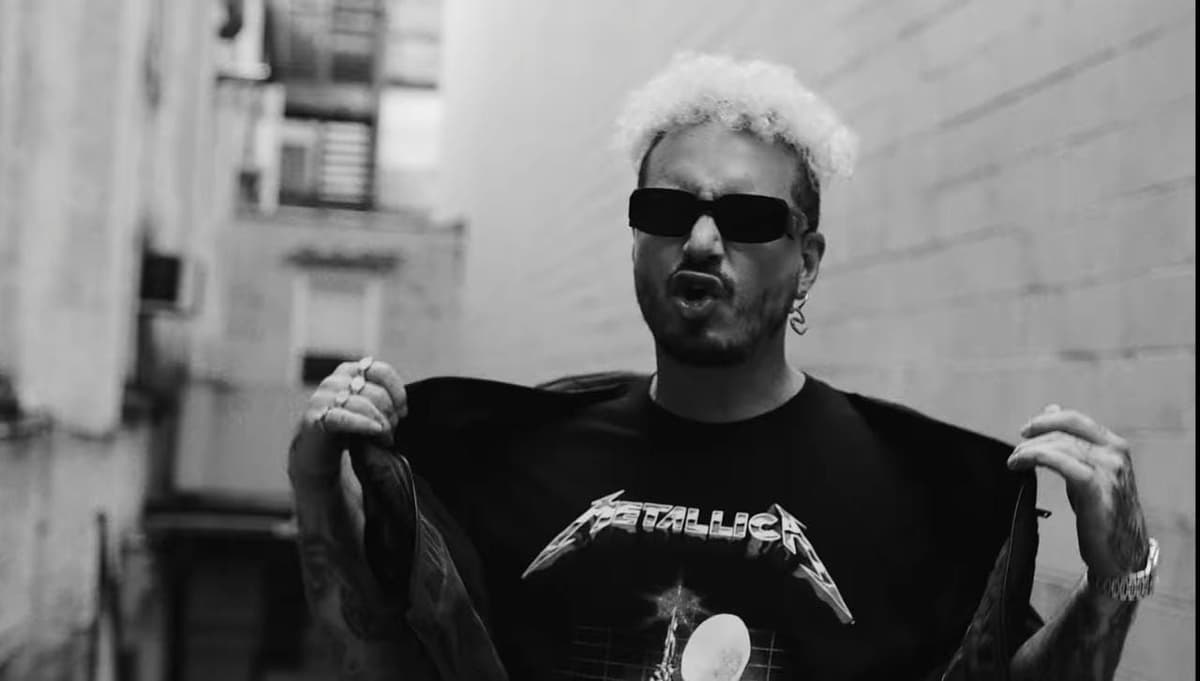 J Balvin recibió premio como 'Artista del Año Afro-Latino' y se genera lluvia de críticas