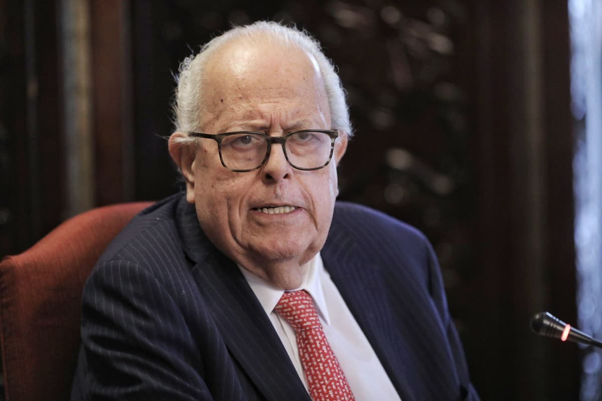 Julio Velarde advierte: Ausencia de criterios técnicos en el MEF compromete la gobernabilidad económica