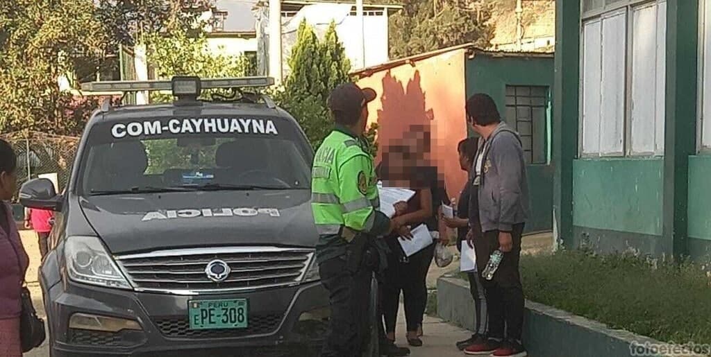 Denuncian que chofer acosa a joven que violó en combi