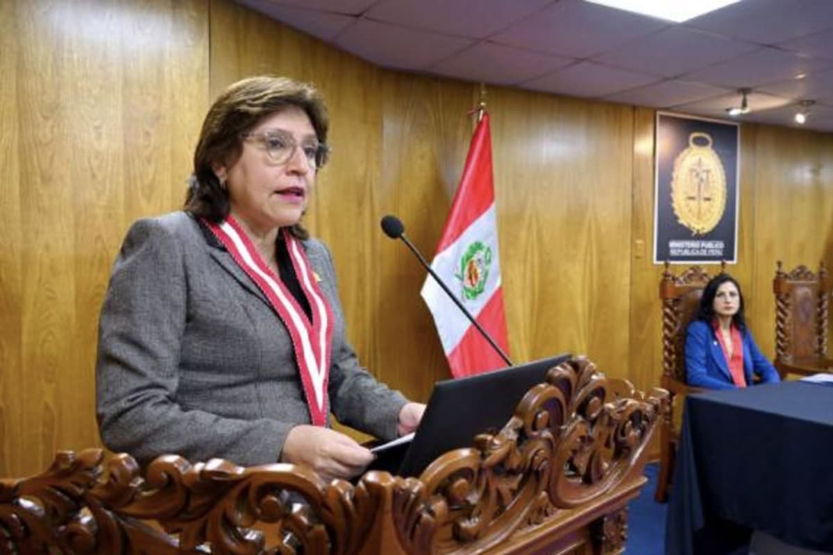 Boluarte anuncia acciones legales contra fiscal de la Nación en medio de cinco nuevas denuncias