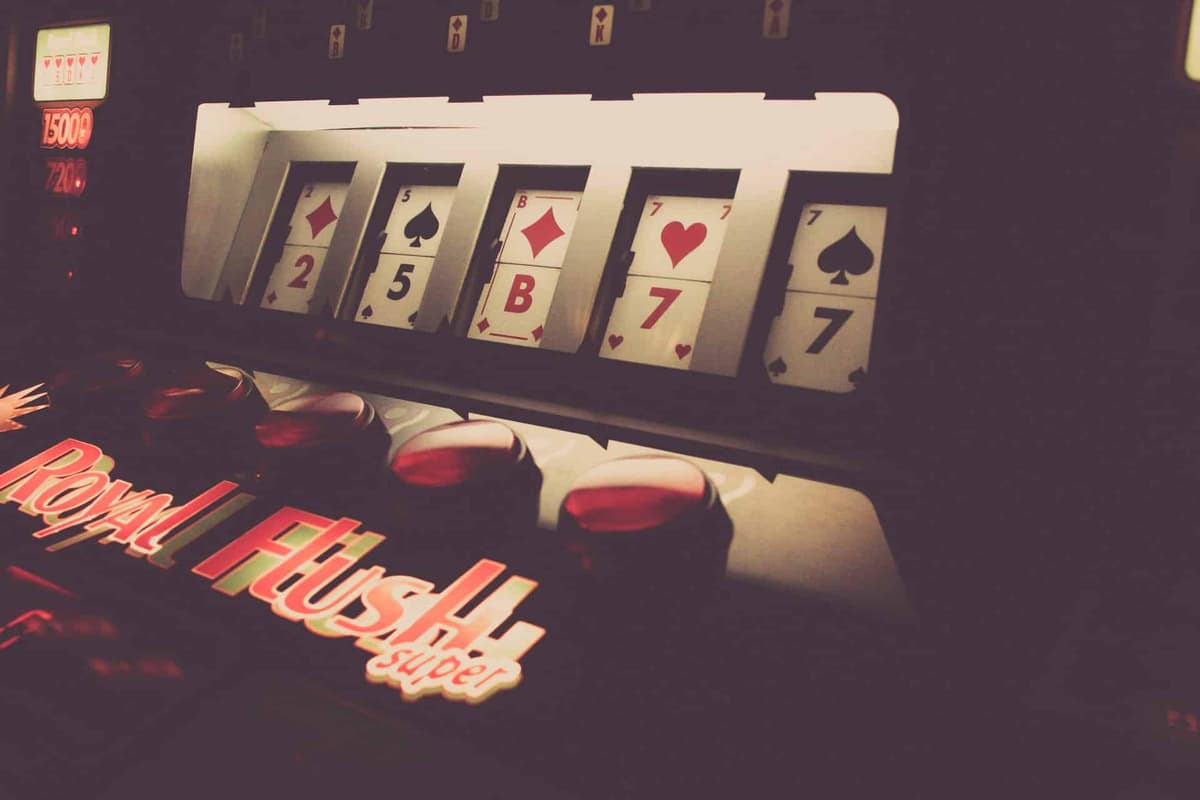 LA TECNOLOGÍA APLICADA AL OCIO DIGITAL: EL EJEMPLO DEL CASINO ONLINE