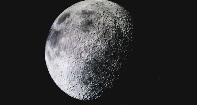 La NASA afirma que la Luna se está encogiendo y enfriando