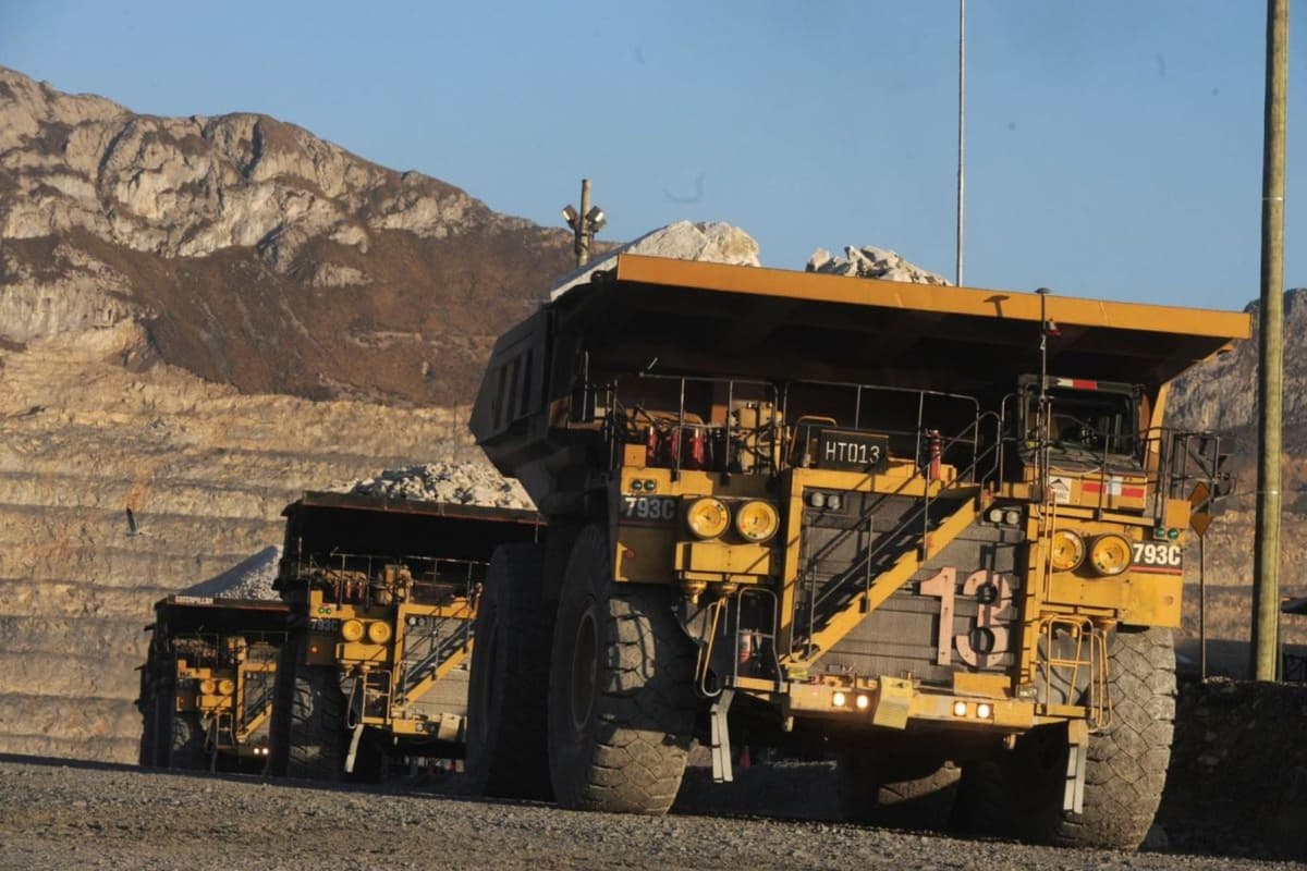 Según SNMPE, las exportaciones mineras totalizaron US$17.211 millones entre enero y abril, experimentando un alza del 23%