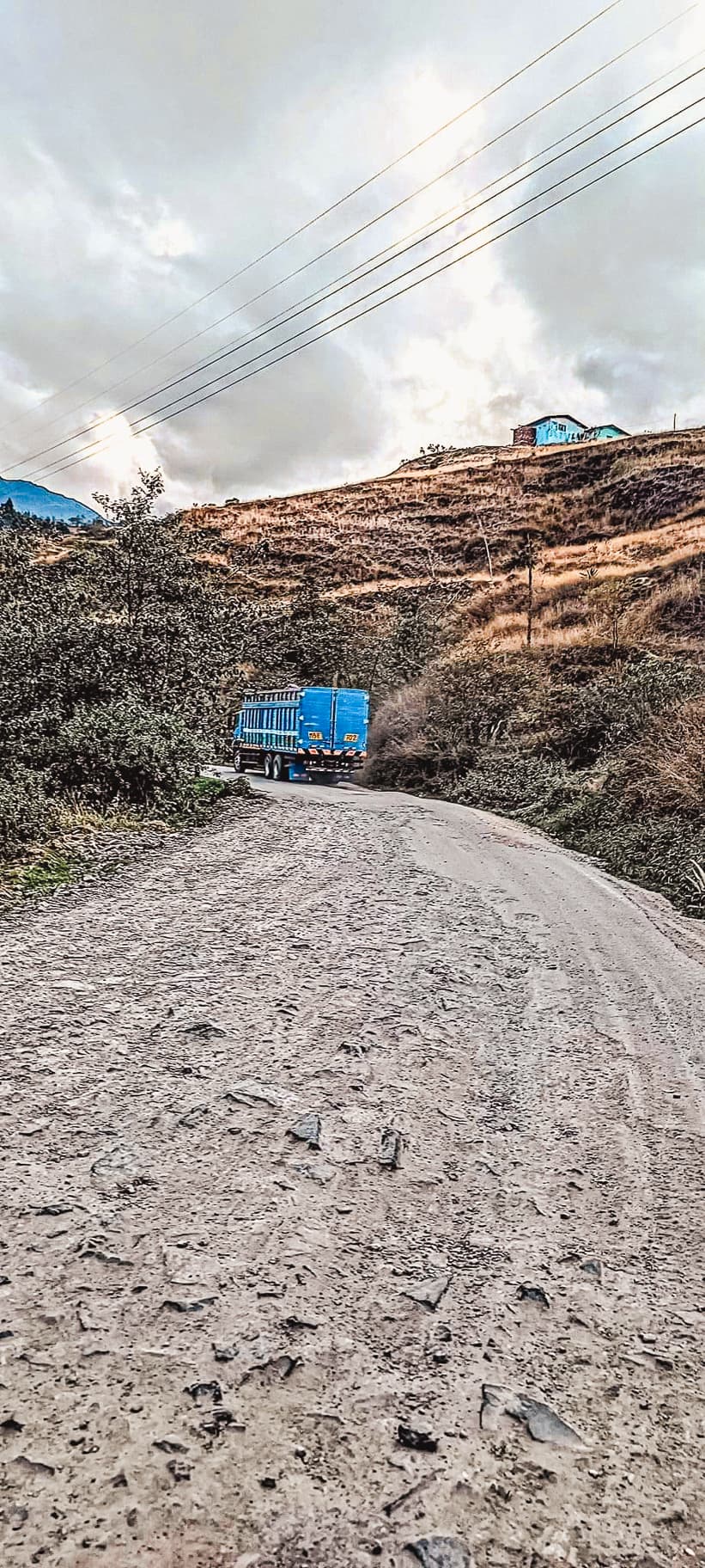 Avance parcial y predios sin sanear marcan proyecto vial en Rancho–Panao–Rumichaca