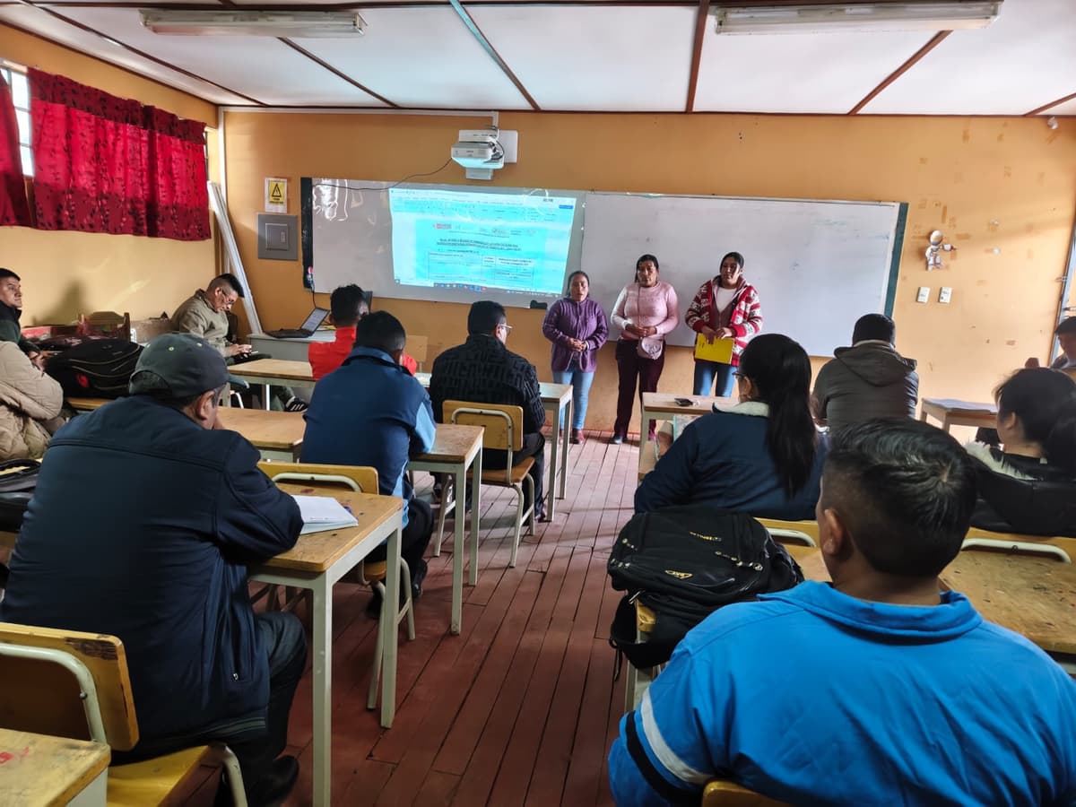 Chavinillo: Esteban Pavletich Trujillo reincorpora a su plana docente