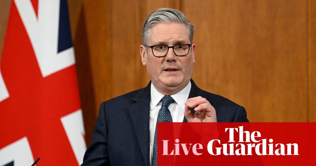 Starmer: Reino Unido enviará más cazas, sale vuelo de repatriación de Omán