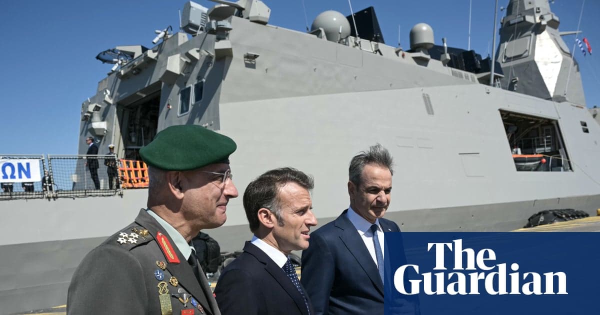 Macron: Defensa mutua UE es un hecho, no meras palabras