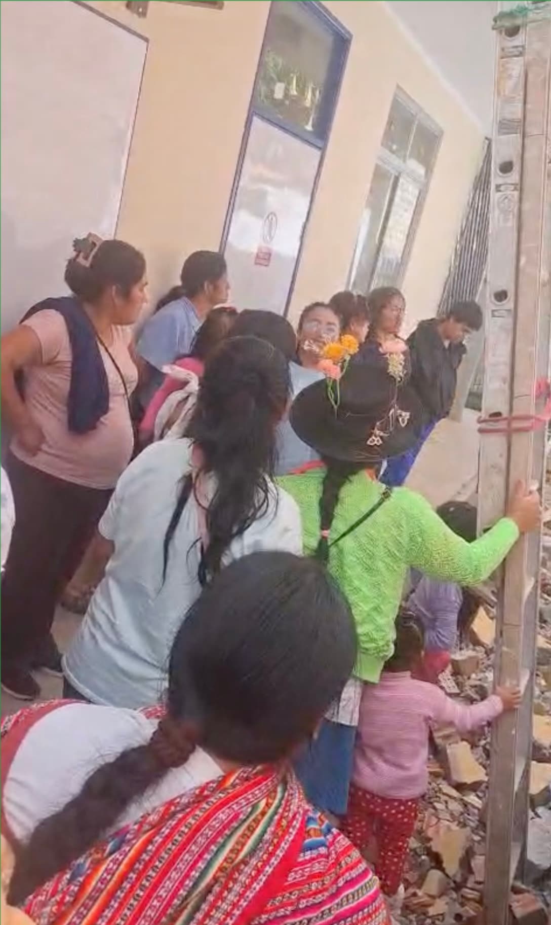 Ambo bajo riesgo sanitario: Demolición de emergencias condena a pacientes a la precariedad