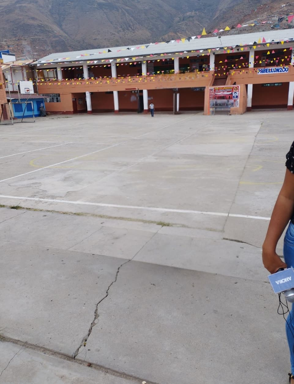 Expediente del colegio Juana Moreno tiene empresa ganadora, pero aún espera contrato