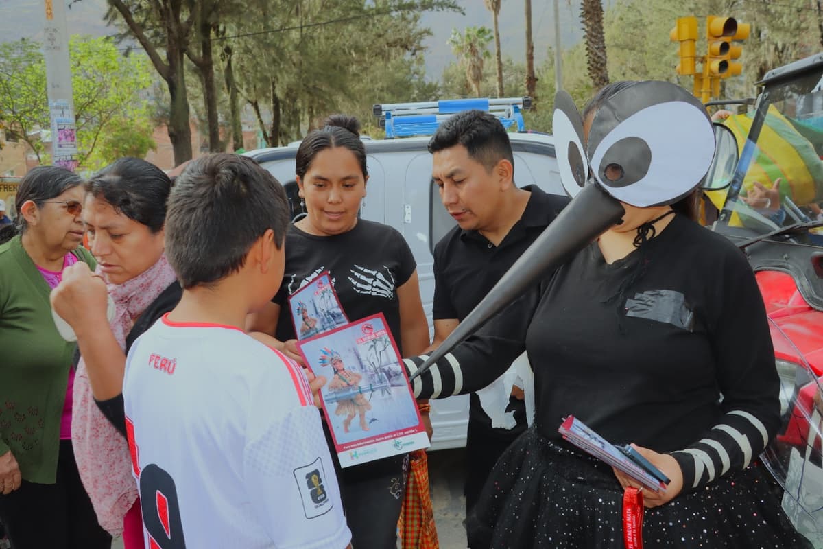 Familias bajo alerta por criaderos del dengue en viviendas de Huánuco