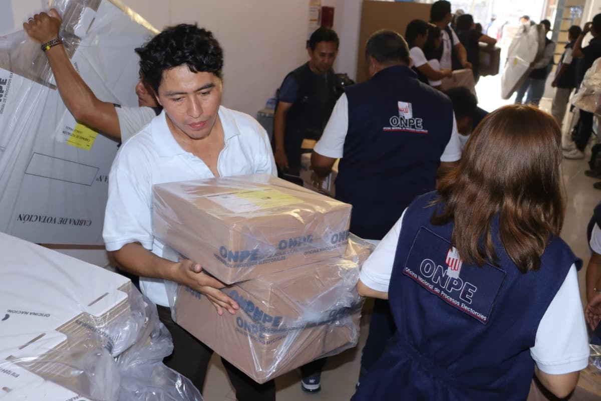 Material electoral llega para 136 mil votantes de Leoncio Prado y Marañón