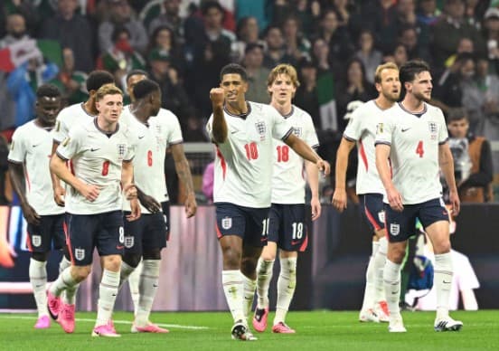 Inglaterra deja fuera a México