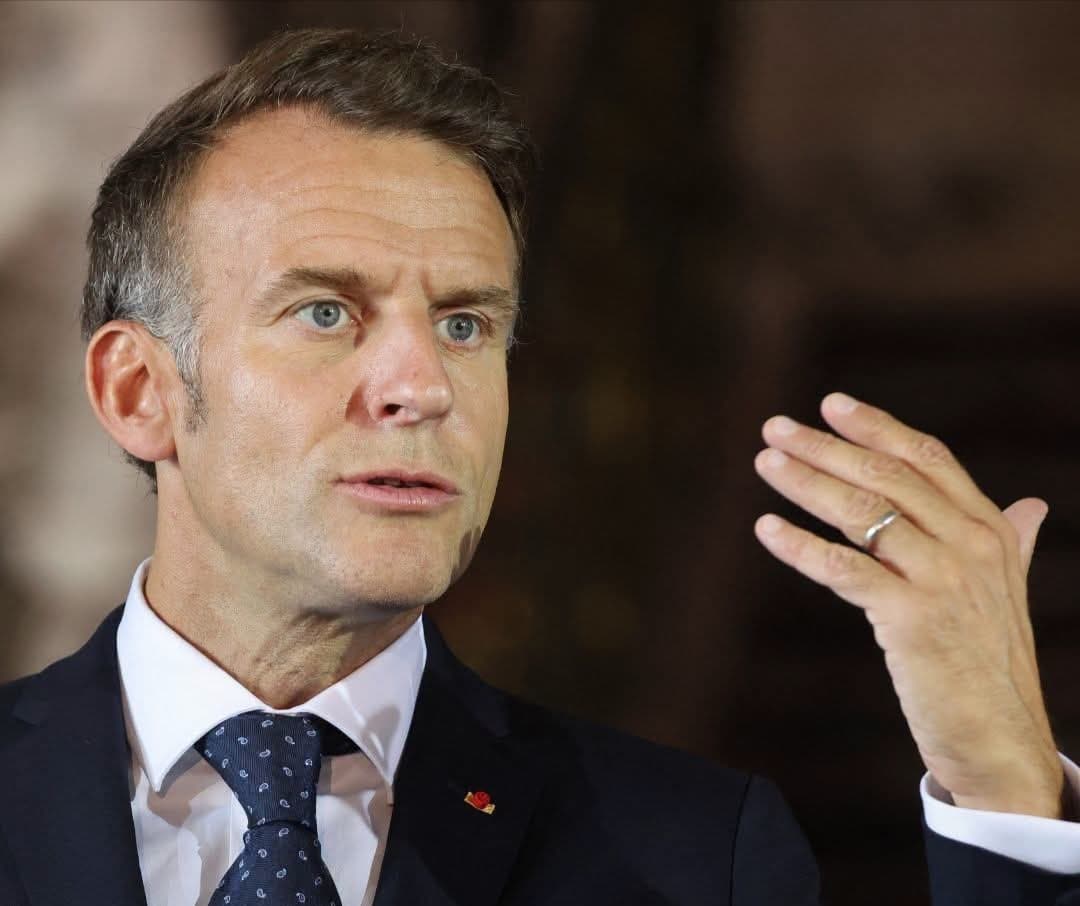Francia prohíbe redes sociales a menores de 15 años y marca un precedente en Europa