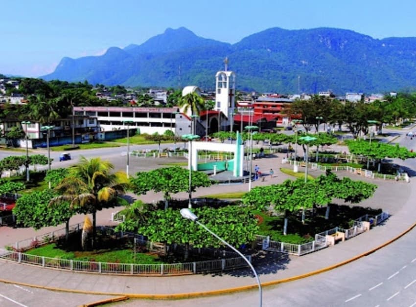 Discusión por presunta invasión de carril termina en intento de agresión en Tingo María