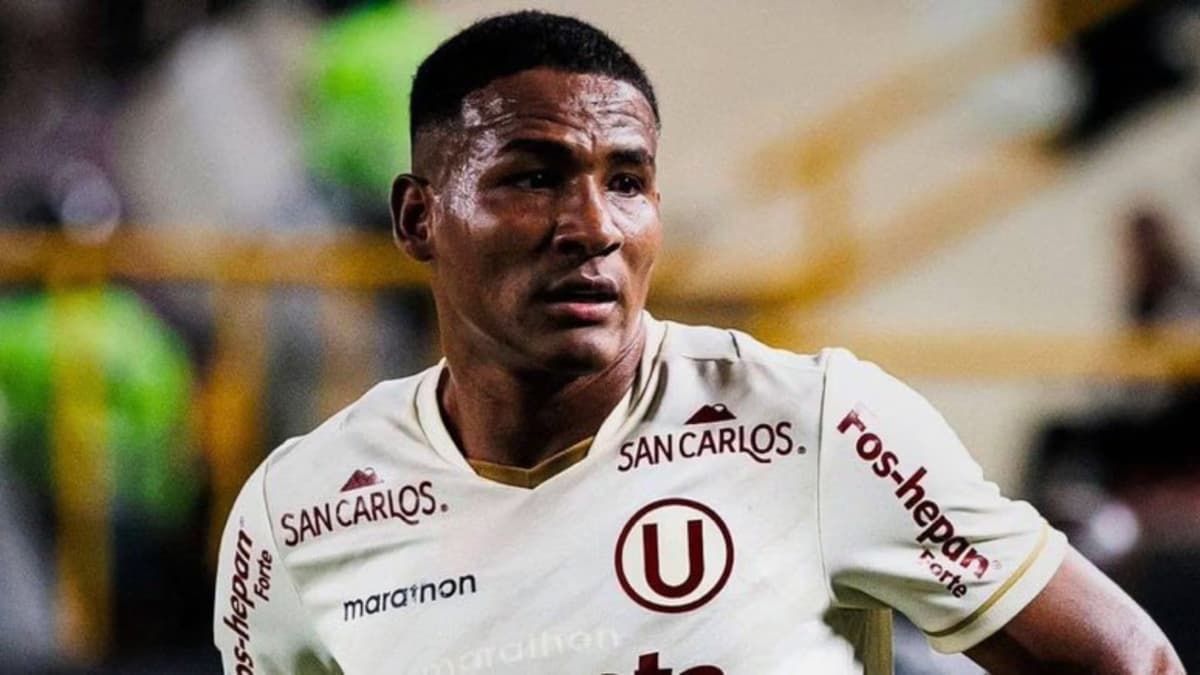 José Carabalí se despide de Universitario: "Es muy duro, es mi segunda familia"