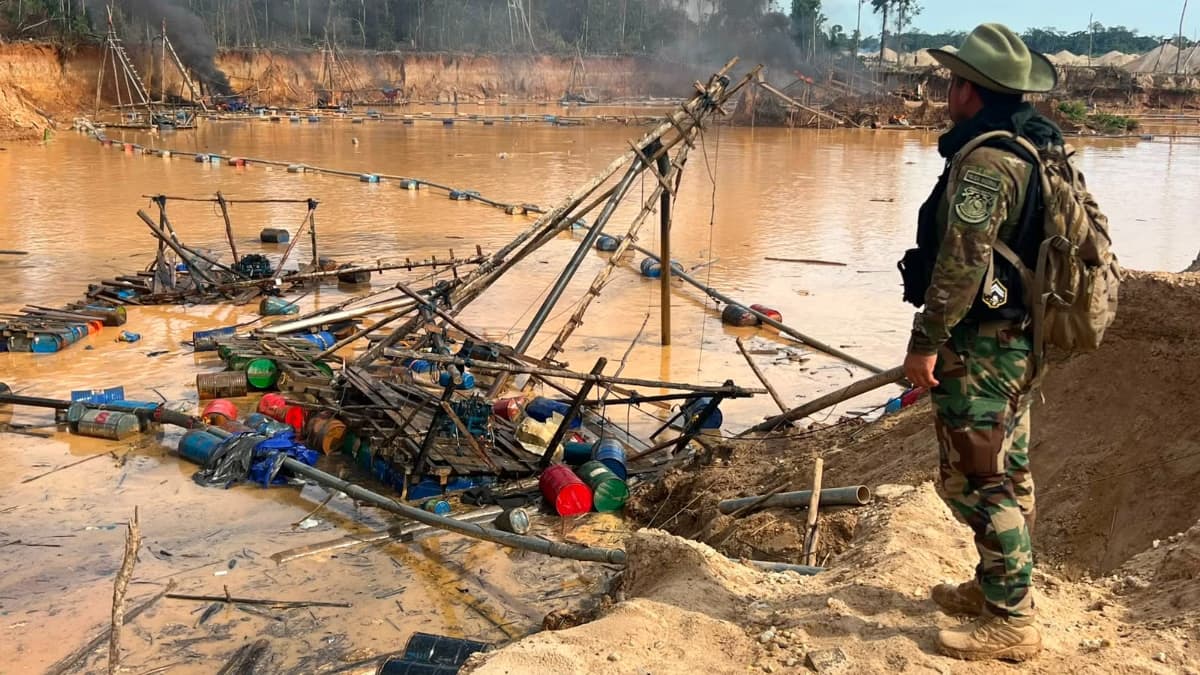 Destruyen bienes por más de S/6.6 millones usados por minería ilegal en la Reserva Nacional de Tambopata