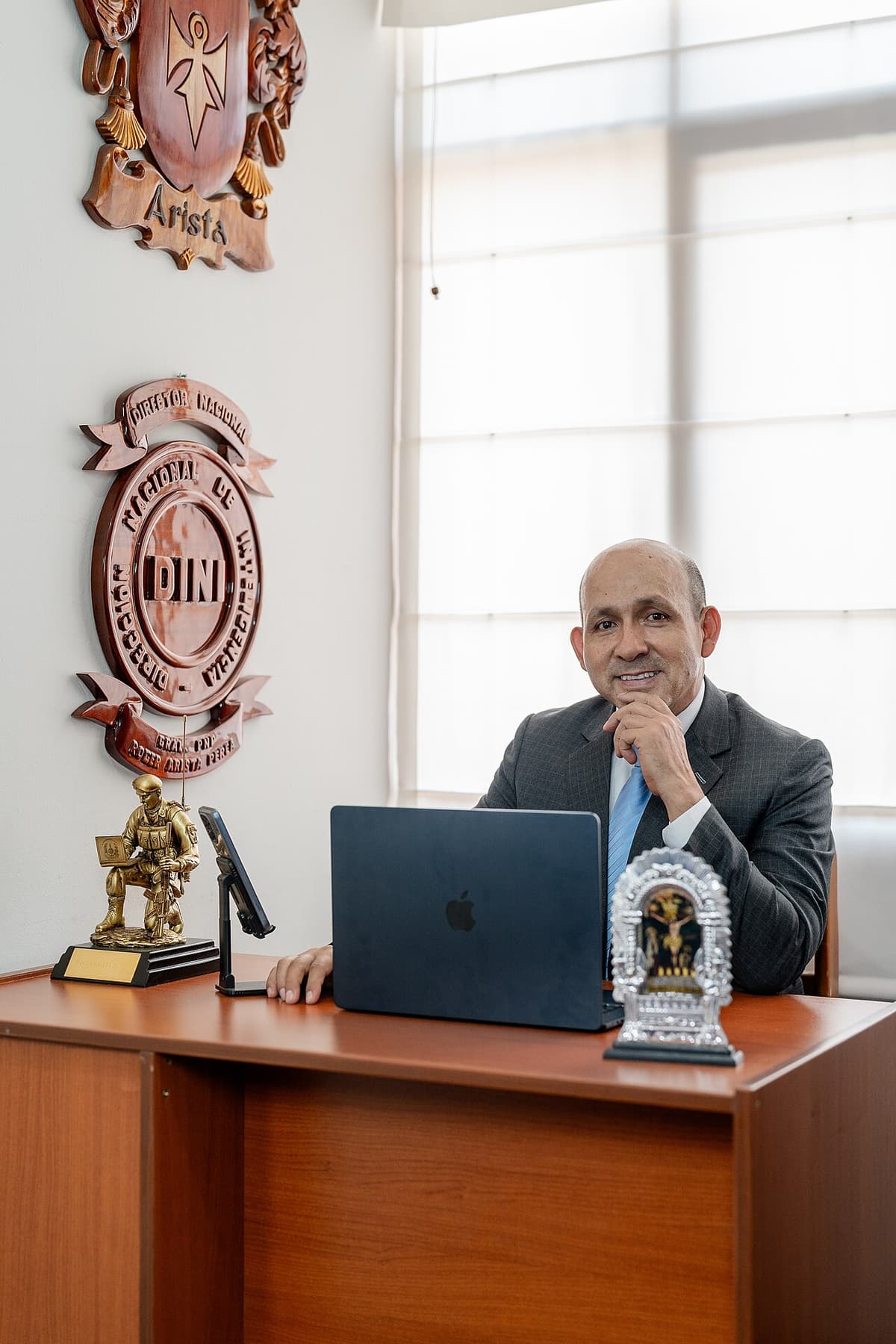 Designan a Luis Enrique Moscoso Ortiz como director de la Red de Salud Leoncio Prado