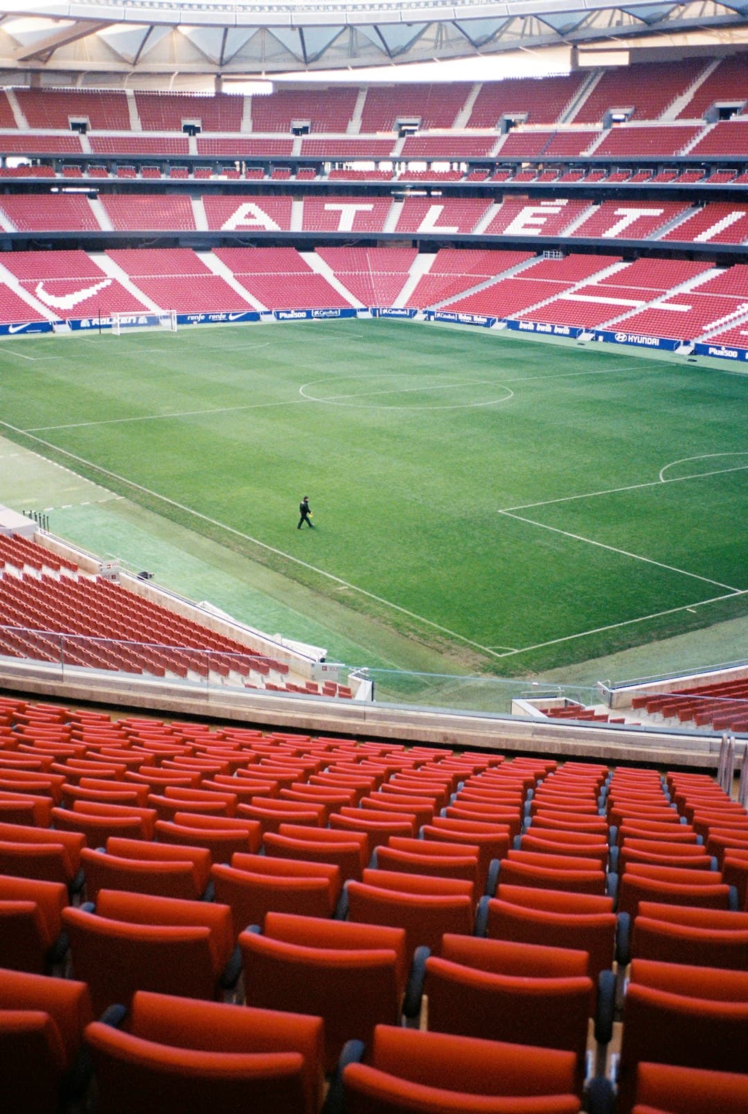 Atlético de Madrid denuncia al Barcelona ante FIFA y RFEF por presunto acoso a Julián Álvarez