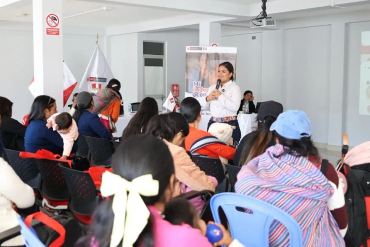Juntos capacita a madres de 42 distritos y reporta 90% de cumplimiento en hogares