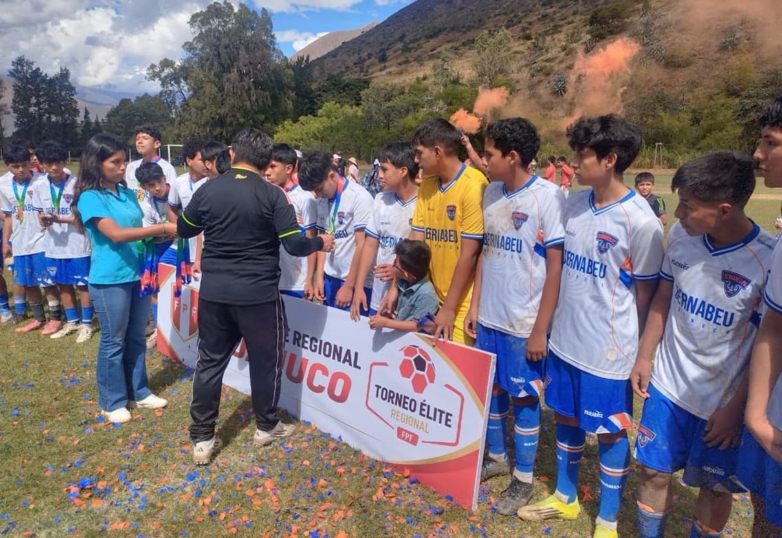 Huanuqueños arrasan en Copa Plata