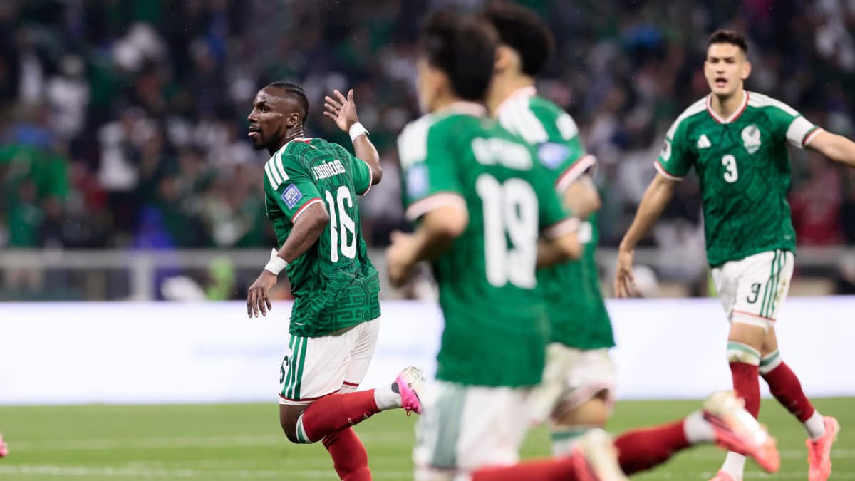Julián Quiñones marca el 1-0 de México sobre Ecuador en 16avos del Mundial 2026