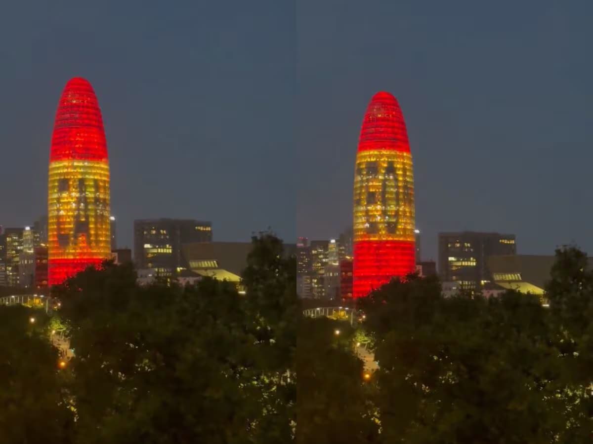 Torre Agbar de Barcelona se iluminó con bandera de España y mensaje “Campeones” a días de la final del Mundial 2026