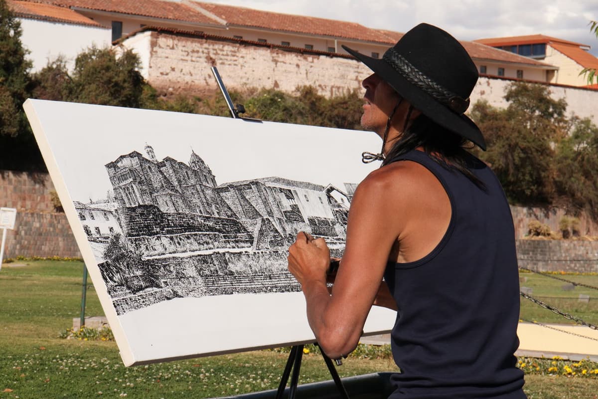 José Mamani ganó el III Concurso Internacional de Pintura Rápida por aniversario de Huánuco