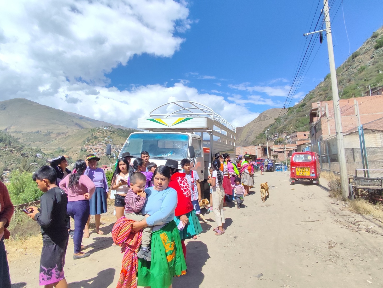 Salud activa vigilancia epidemiológica tras deslizamiento en Ambo