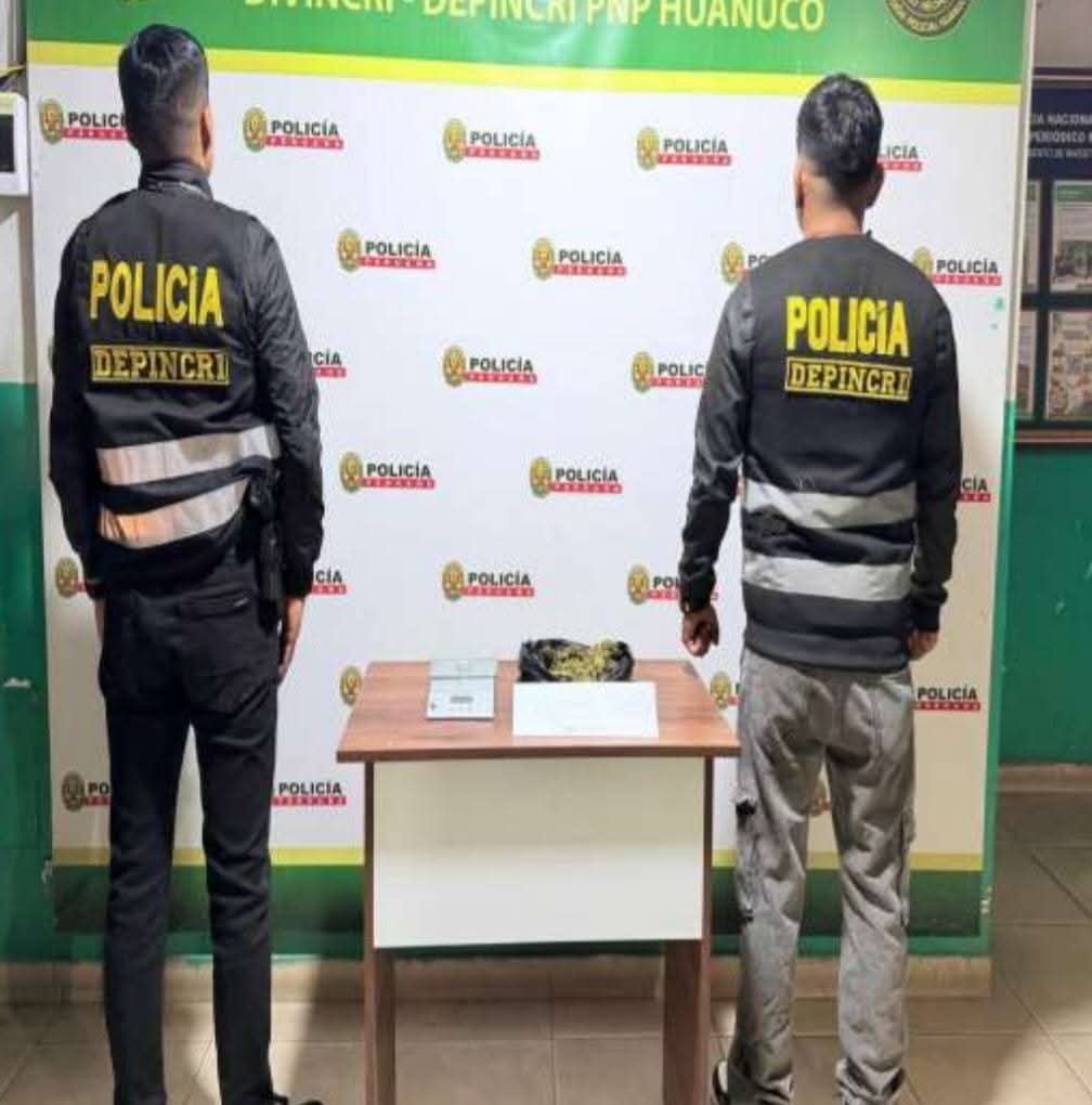 Amarilis: Decomisan presunta marihuana en el malecón Huallaga tras fuga de dos sospechosos