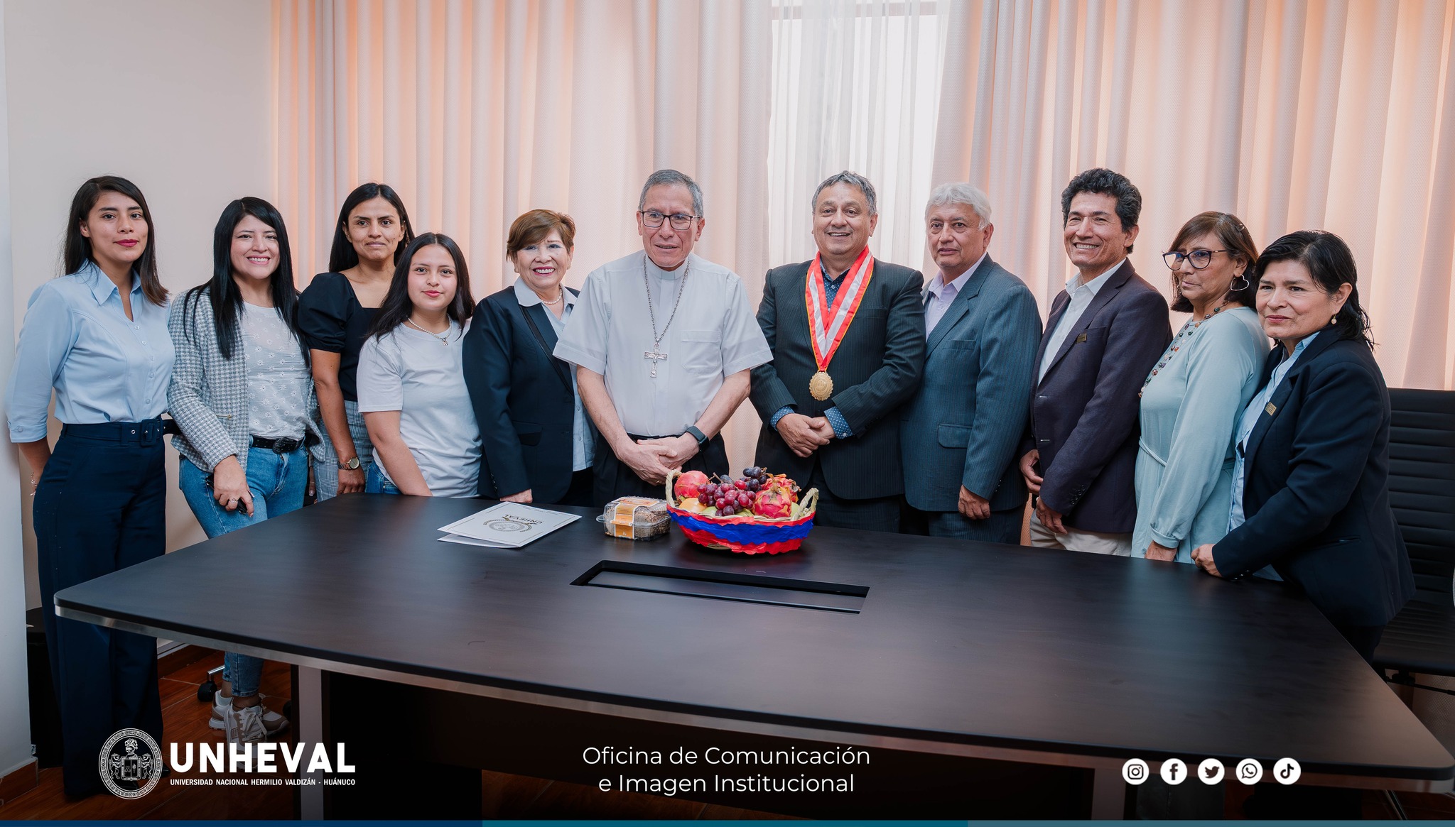 UNHEVAL y Diócesis de Huánuco sellan alianza por tres años para reforzar formación humana, ética y pastoral en la universidad