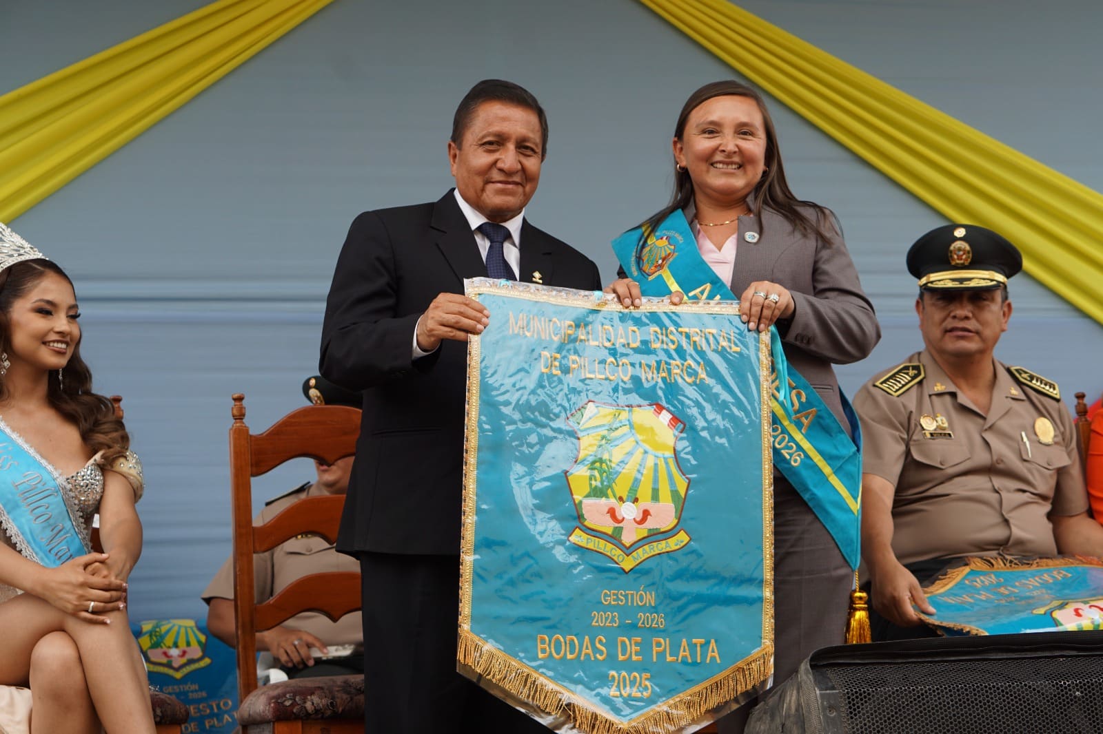 UGEL Huánuco es reconocida por participación en aniversario de Pillco Marca