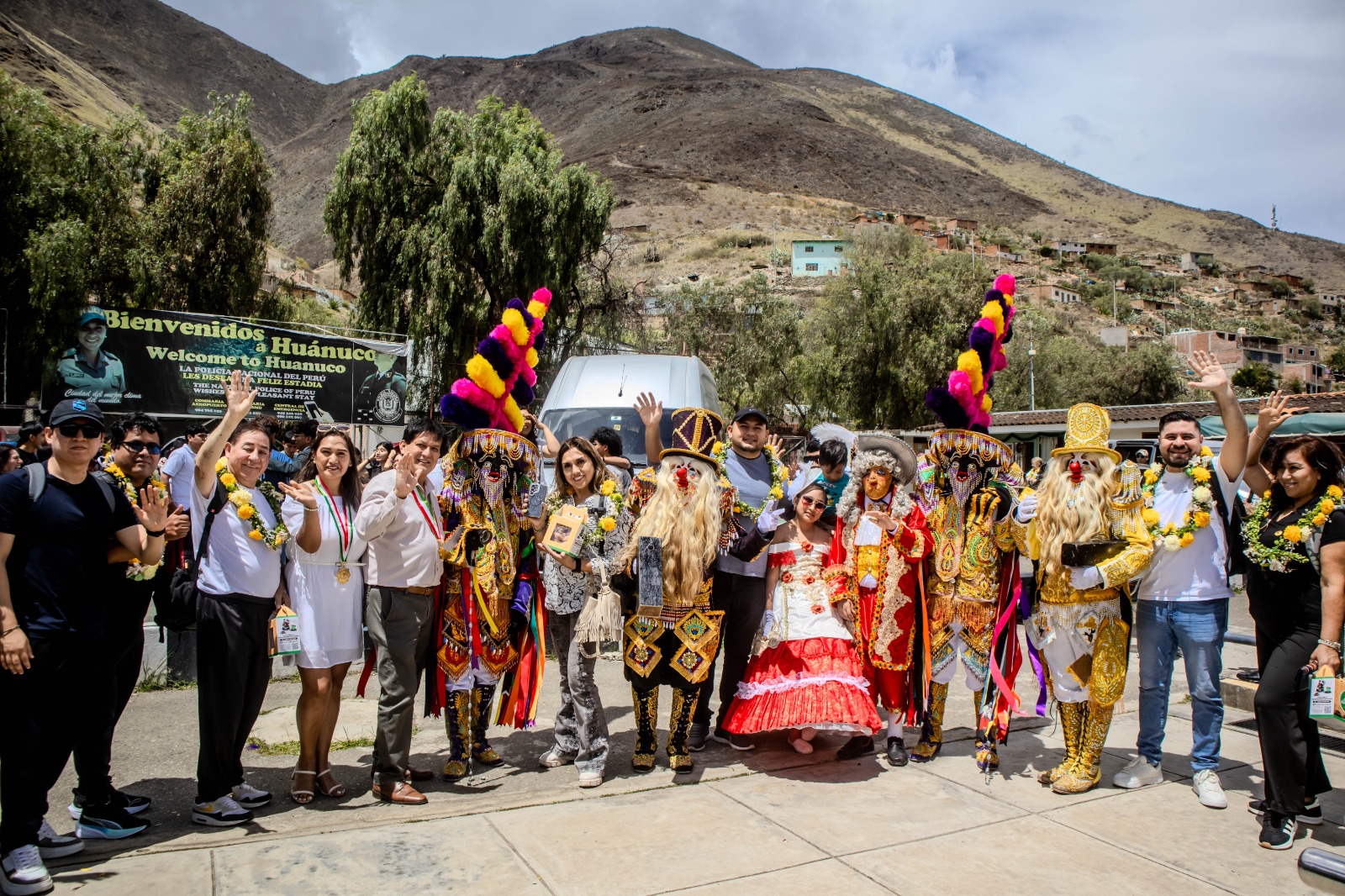 Festival cultural reúne delegaciones extranjeras en Amarilis por los Negritos de Huánuco