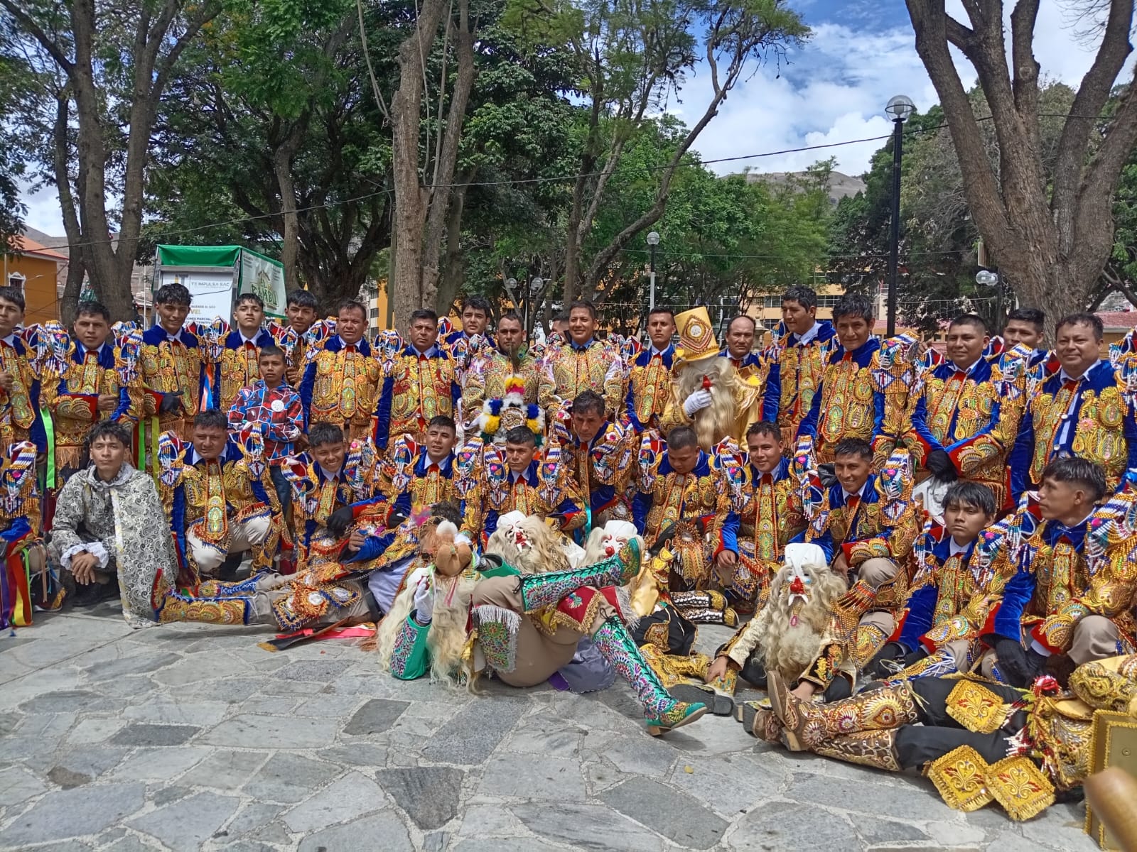 Con polladas y parrilladas, Cofradía “Rey de Reyes” de Santa María del Valle logró salir adelante