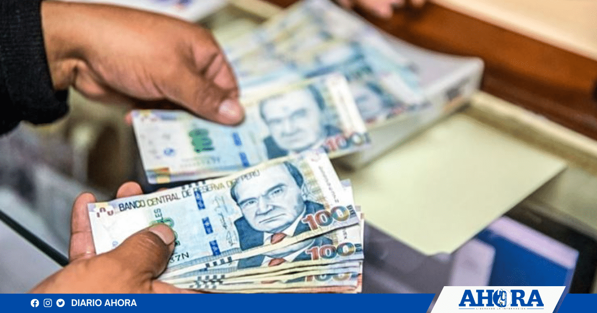 Afiliados a EsSalud recibirán gratificación más 9% adicional este mes