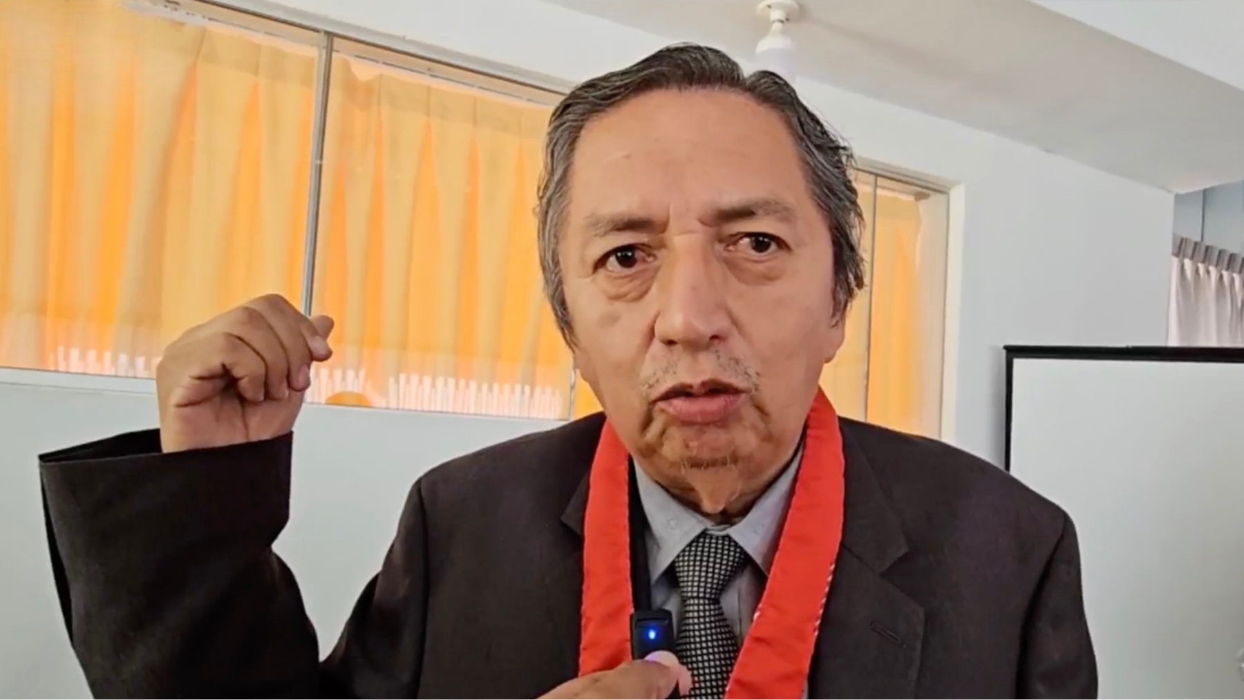 Fiscal anticorrupción confirma acusación contra gobernador Antonio Pulgar por caso de maquinaria regional