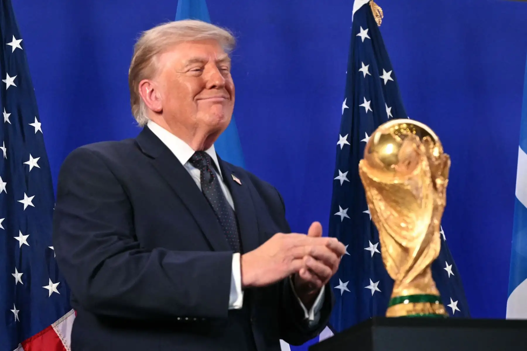 Trump sugiere que EE. UU. sea sede única del próximo Mundial tras récords en 2026